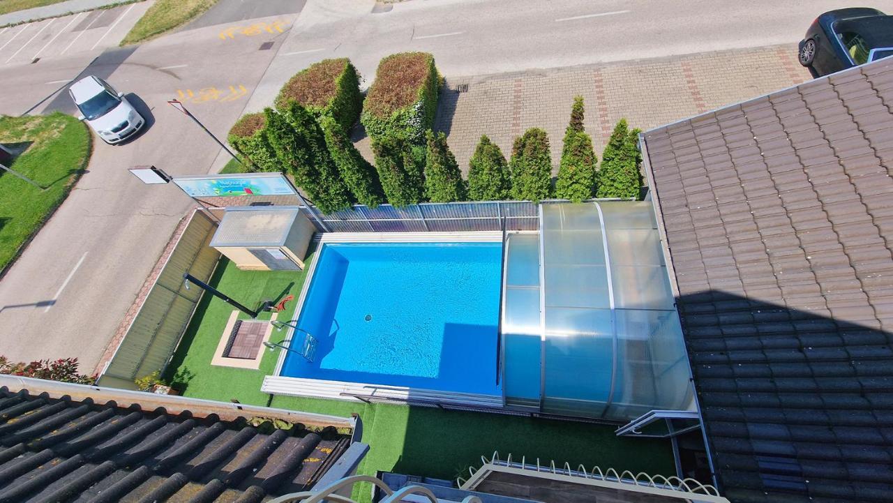 Napsugar Apartmanhaz Siófok Exterior foto